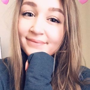 Meet your Posher, Hailey